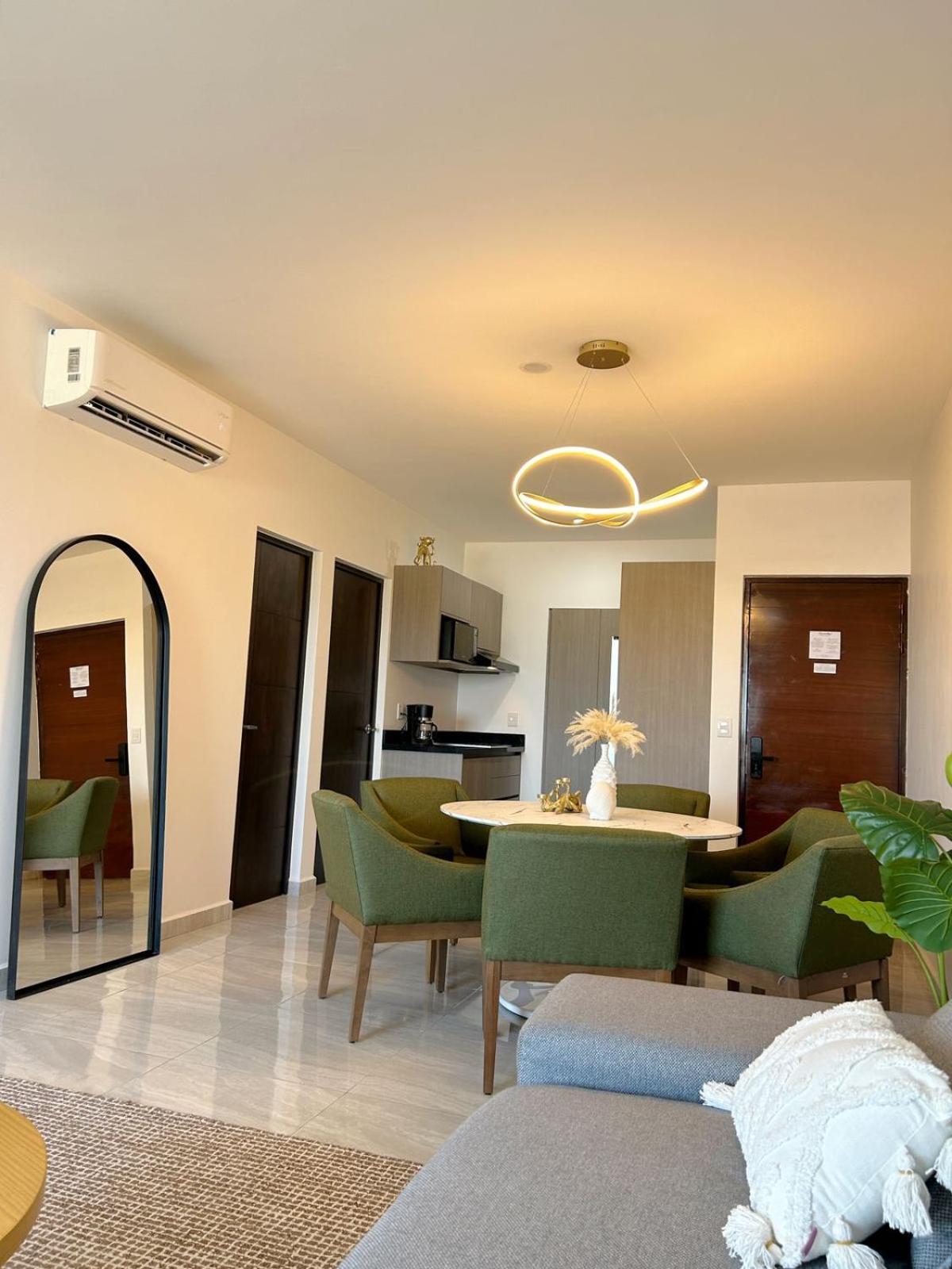 The Marina Place, 7 Minutes From The Sea, 9 Pools * Mazatlán